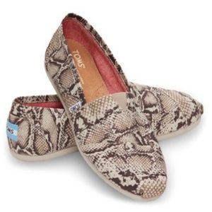 Toms snake print canvas shoe